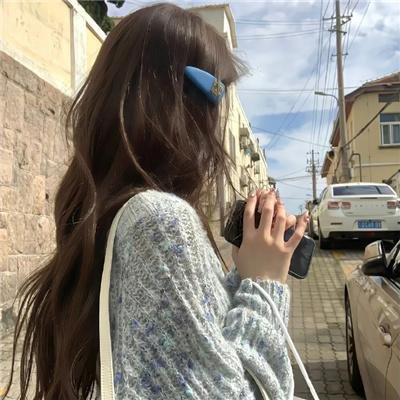 榆木湖边的房子
